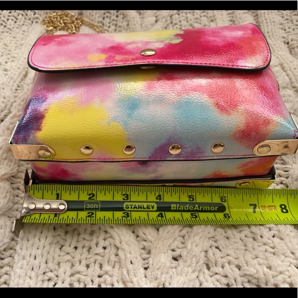 NWT Tie Dye Vegan Crossbody Satchel - Picture 7 of 8
